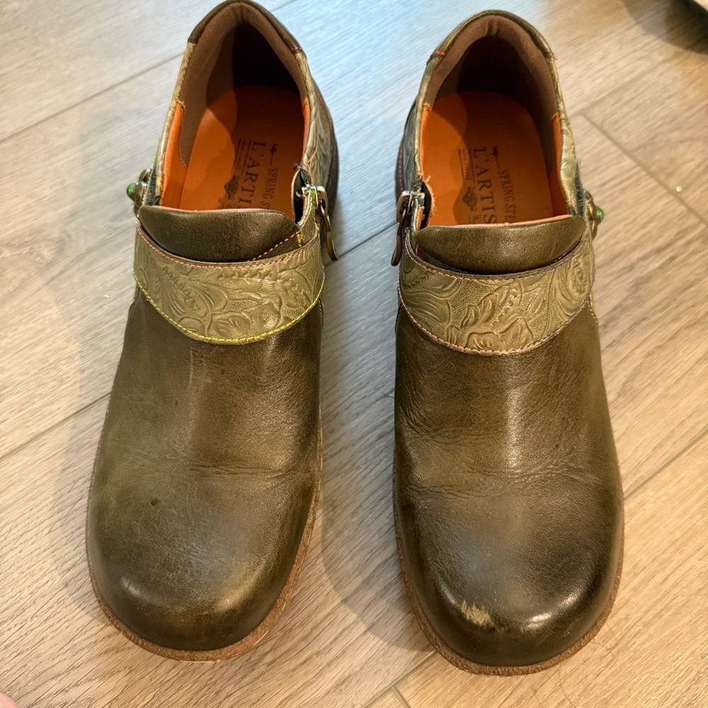 Spring Step L'Artiste Olive Green Leather Shoes Size 9